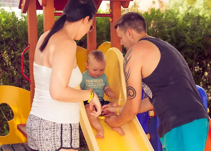 Wela Hotell Slăntjev Brjag